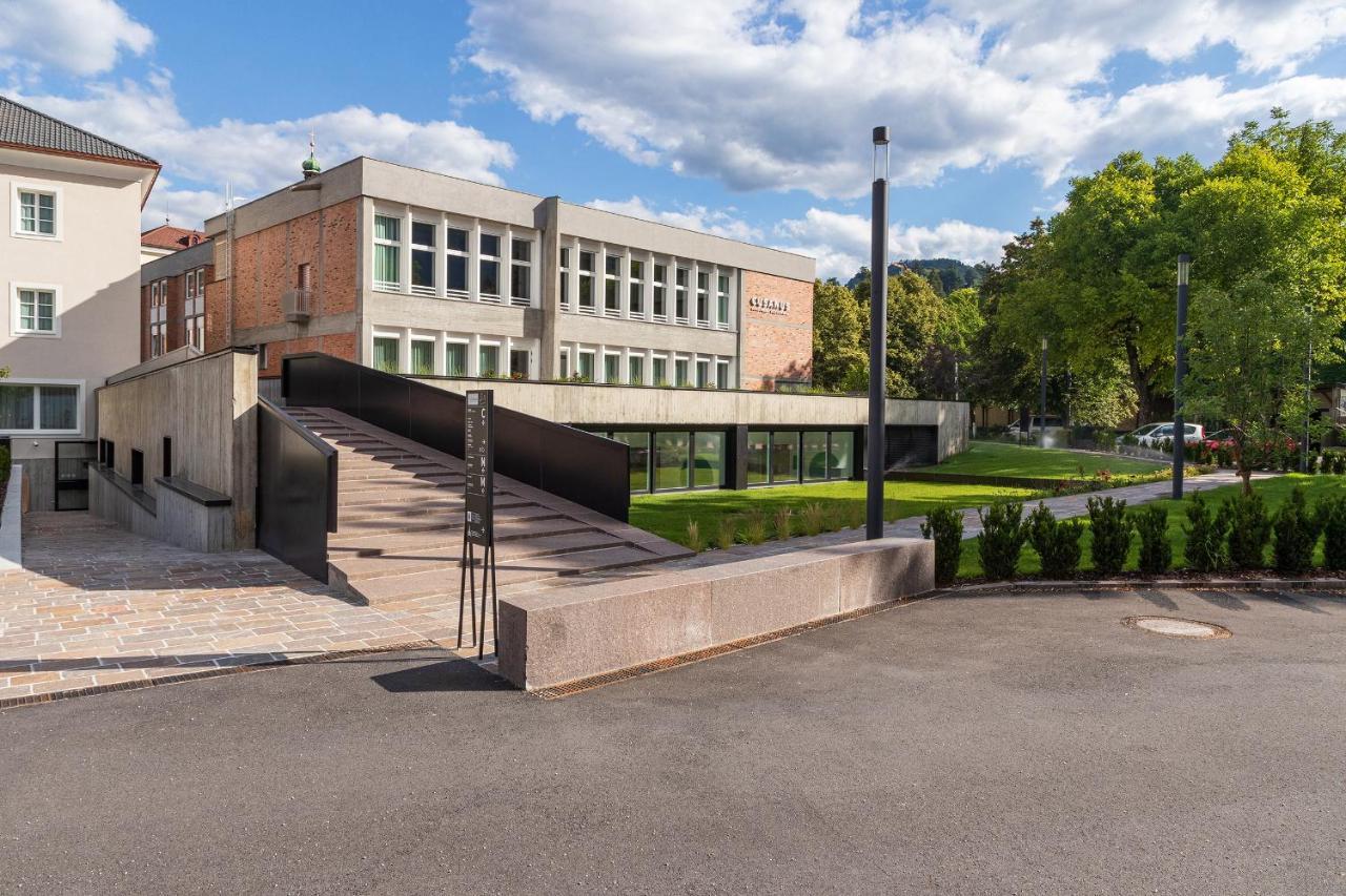 Cusanus Akademie - Accademia Cusanus Брессаноне Екстер'єр фото